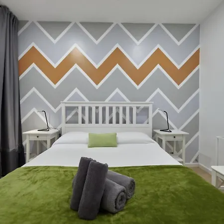 Avenida Gaudi Apartment *