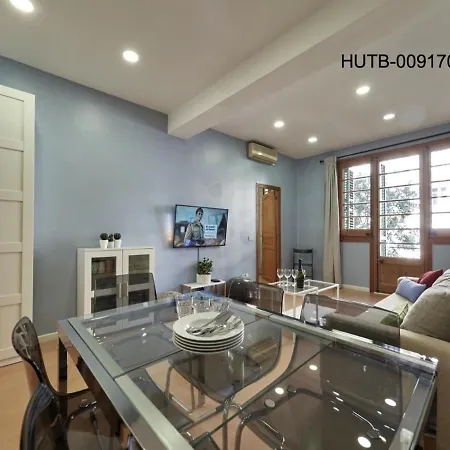 Avenida Gaudi Apartment *